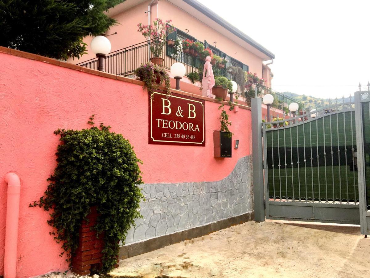 B&B Teodora Gaggi Екстериор снимка